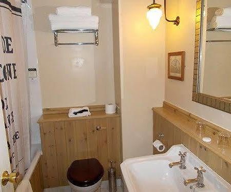 Ingbirchworth The Fountain Inn מראה חיצוני תמונה